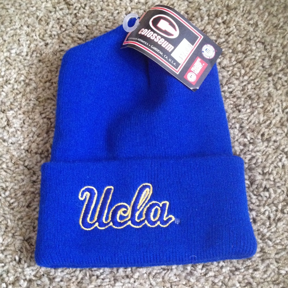 💙💛💙💛NWT UCLA Women's or Men's beanie hat💙💛💙